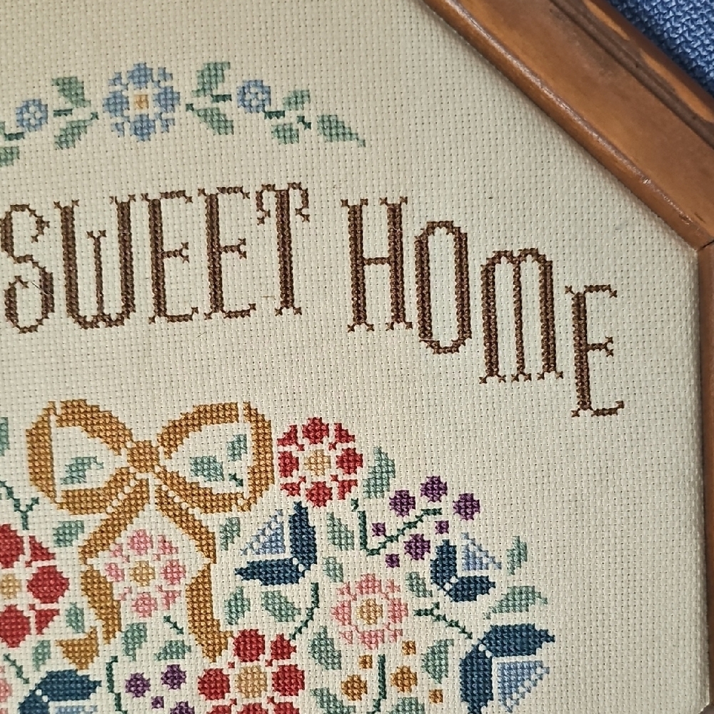 VINTAGE Home Sweet Home Floral Cross-Stitch Decor 80s Embroider Handmade Frame - Picture 4 of 10
